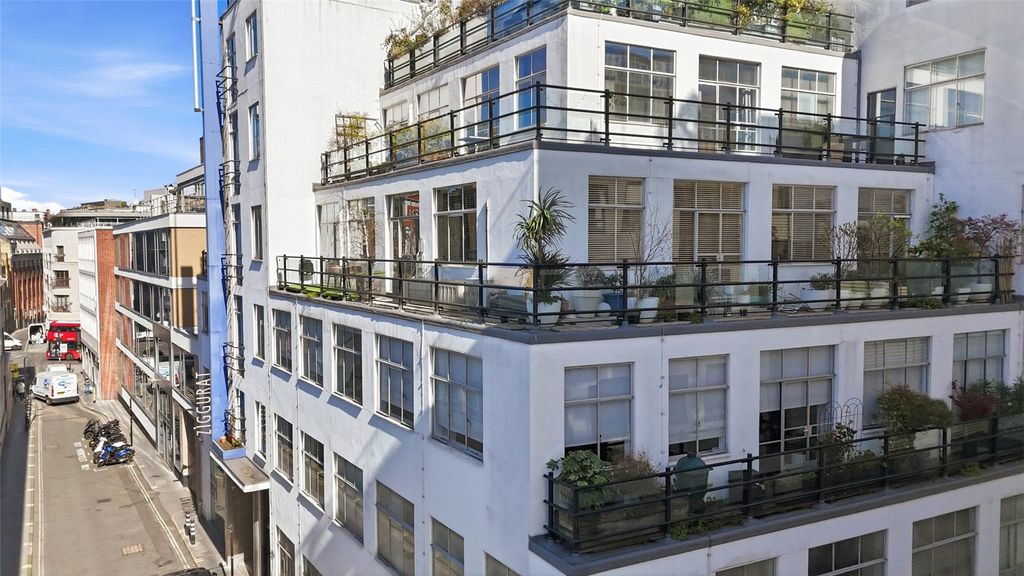 Property photo 1 of 36 Picture No. 01