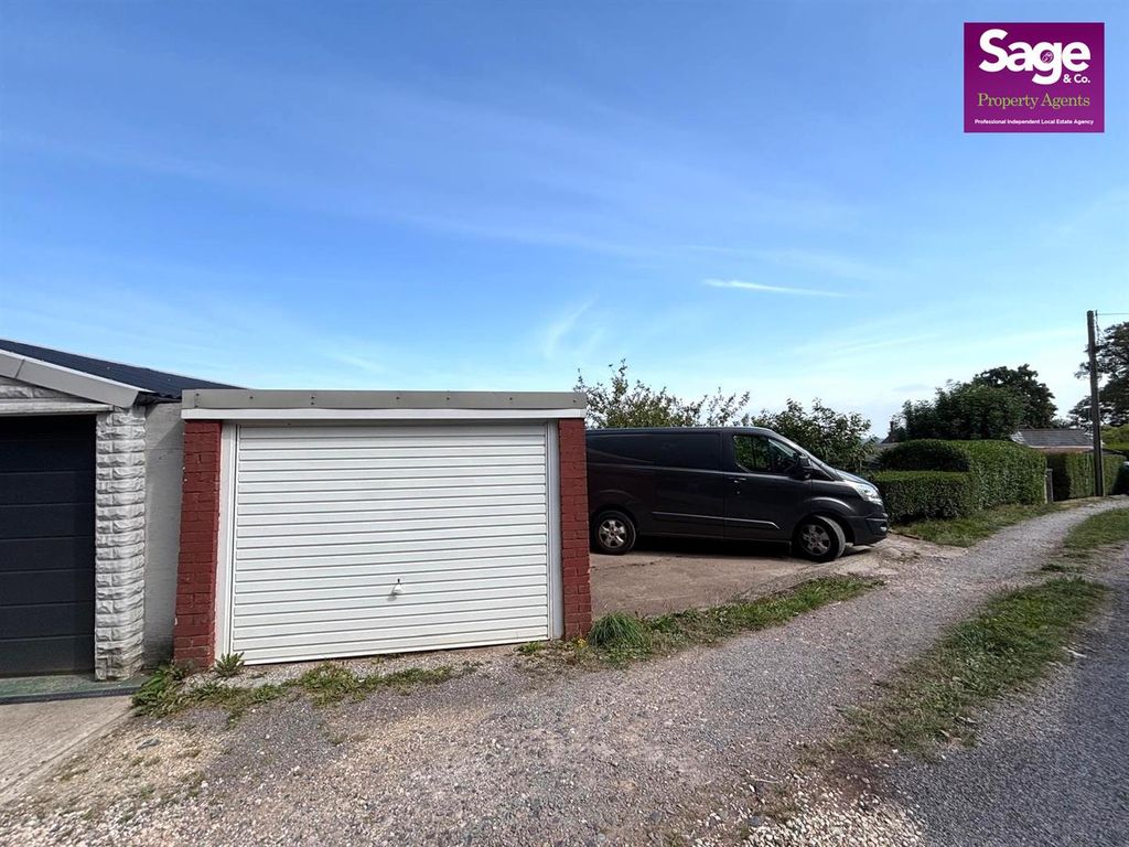 Property photo 3 of 35 Photo-2025-08-14-12-00-06(17).Jpg