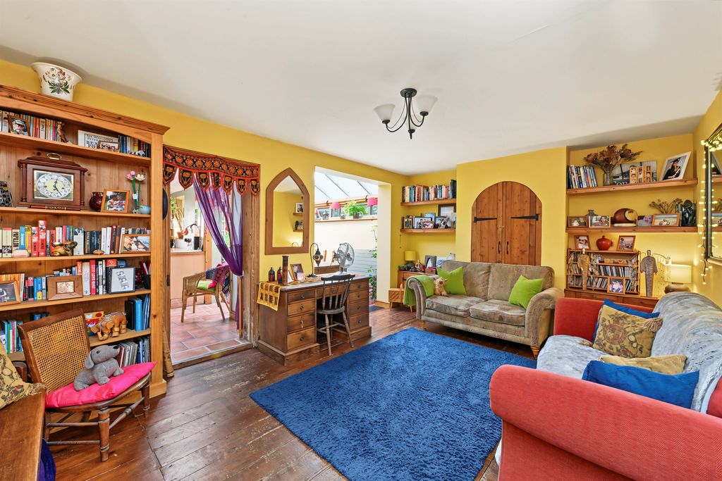 Property photo 3 of 22