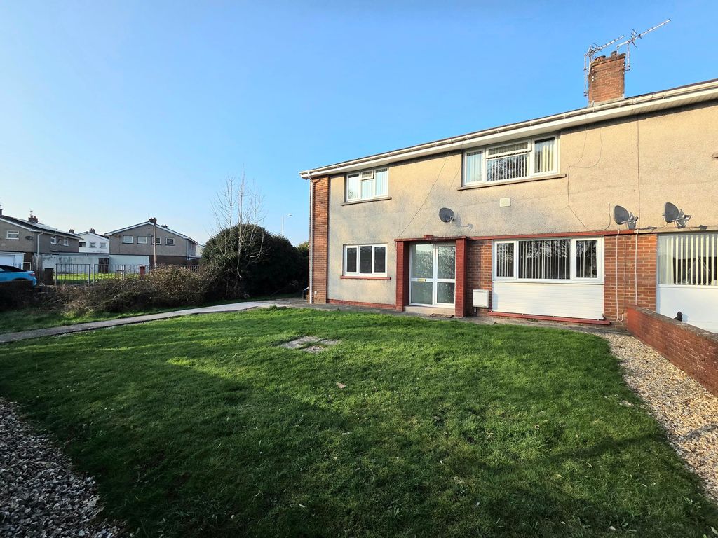 Property photo 1 of 8 Main