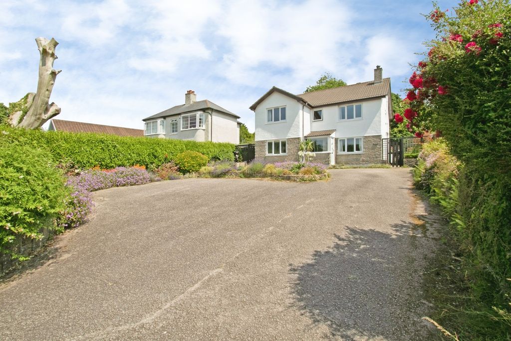 Property photo 1 of 40 Pbox-Img.Jpg