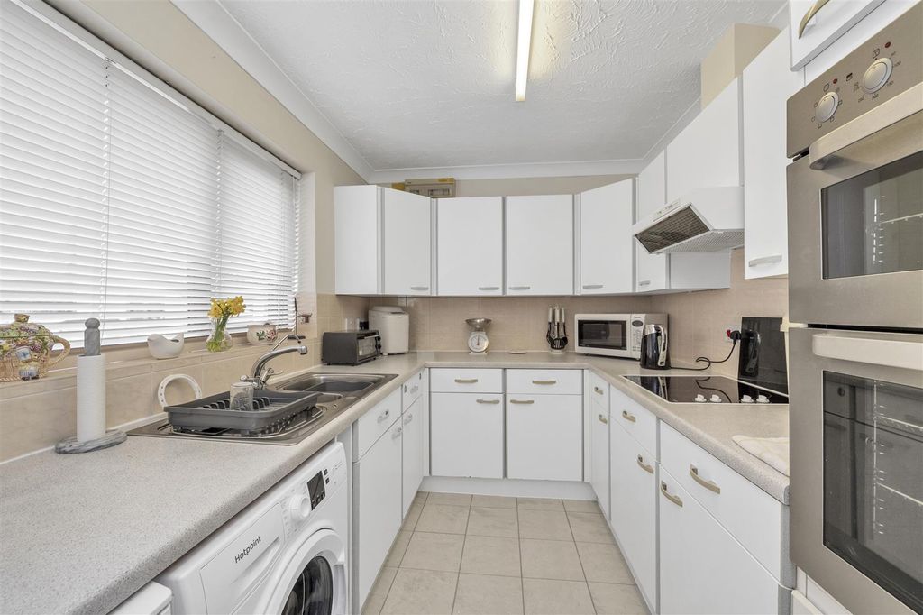 Property photo 2 of 15 Dcp_1050.Jpg