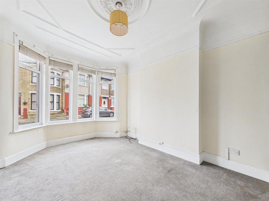 Property photo 3 of 17 Cam03604G0-Pr0160-Still003.Jpg