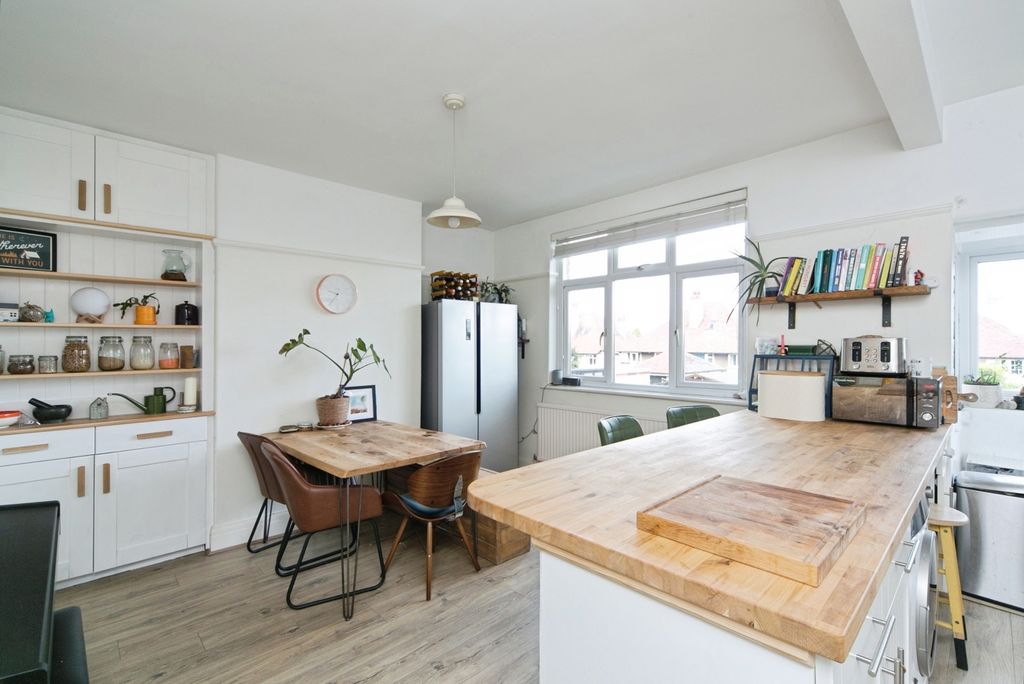 Property photo 3 of 17 Kitchen Dining Room