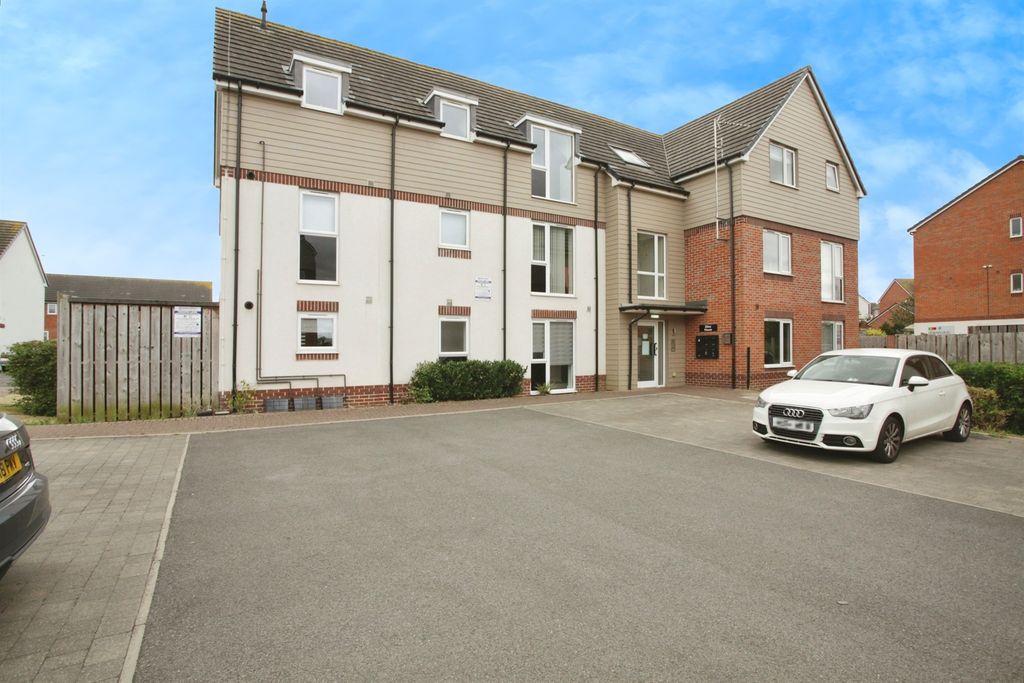 Property photo 1 of 17