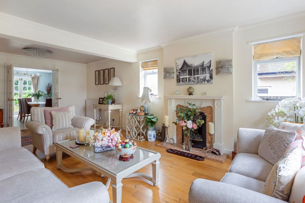 Additional image 9 of 4 bed detached house for saleAvenue Road, Farnborough GU14