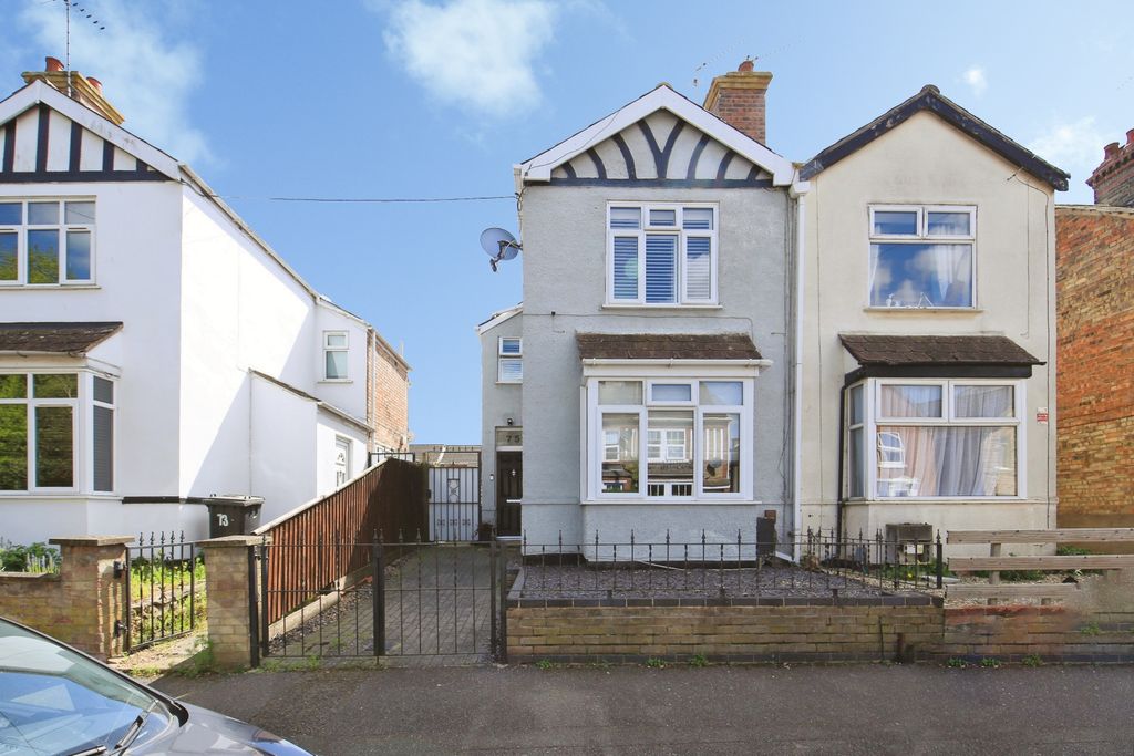 Property photo 1 of 21 Img_8853