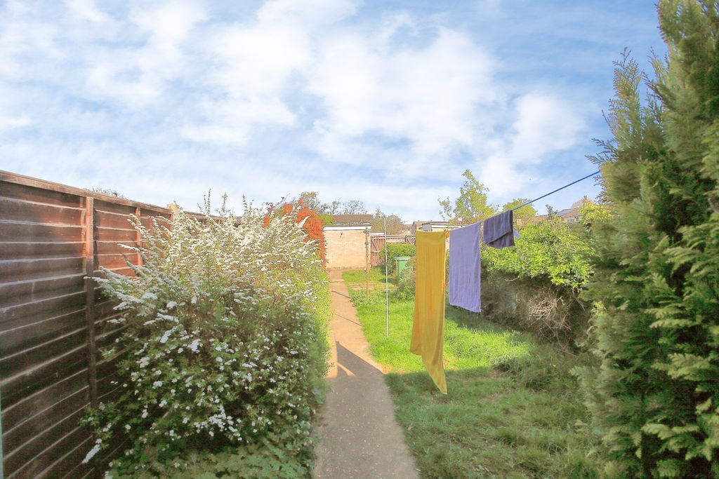 Property photo 3 of 14