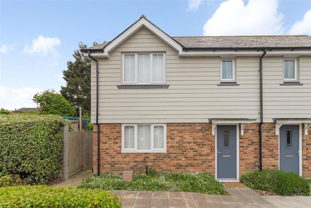 Property photo 1 of 15 Gorwell Place, Millstrood Road, Whitstable