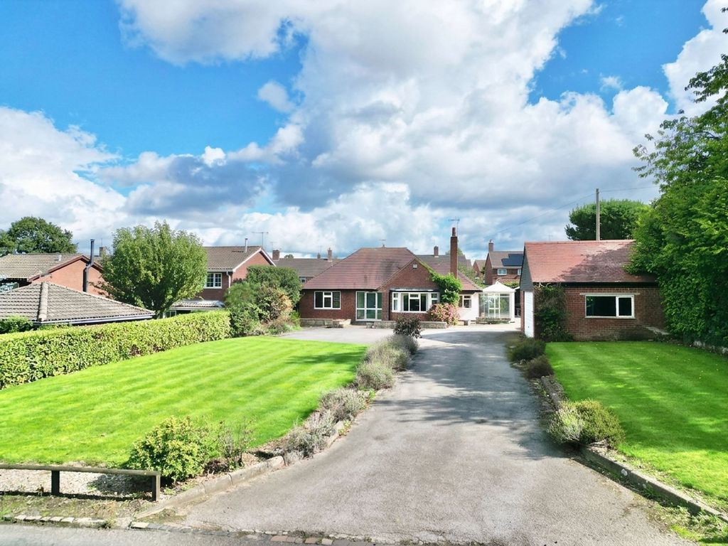 Property photo 1 of 32