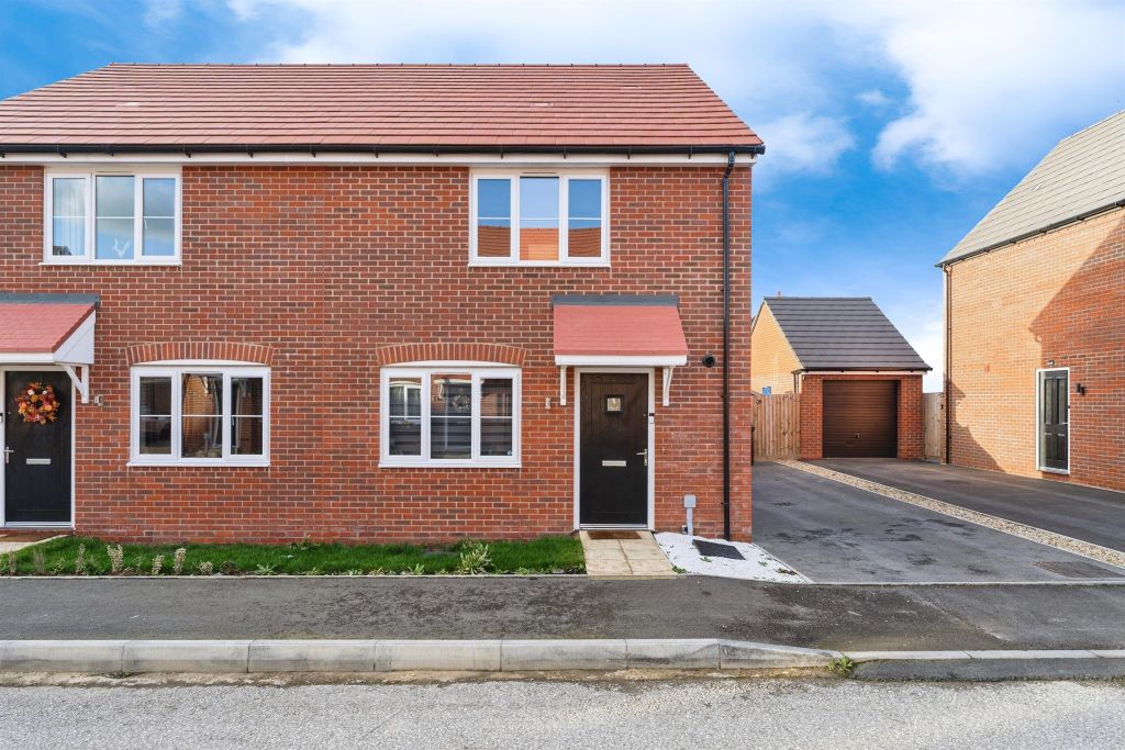 Property photo 1 of 17