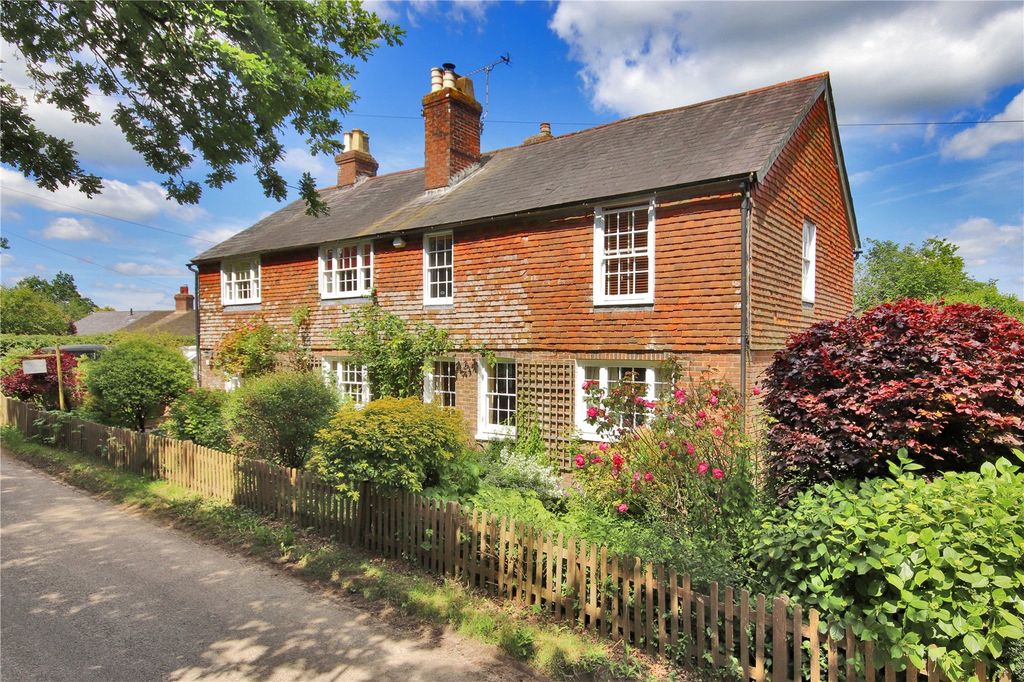 Property photo 1 of 14 White Rose Cottage
