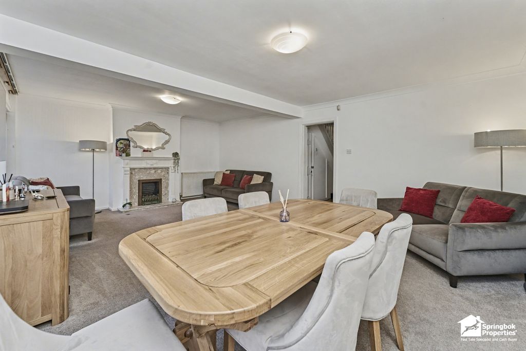 Property photo 3 of 16 Image 2