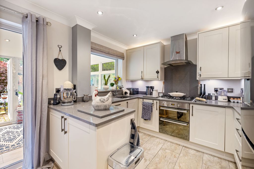 Property photo 1 of 19 Images1-6.Jpg