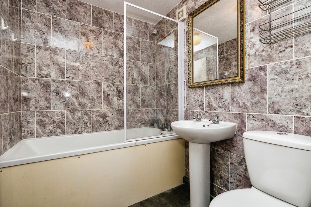 Property photo 3 of 15 Photography