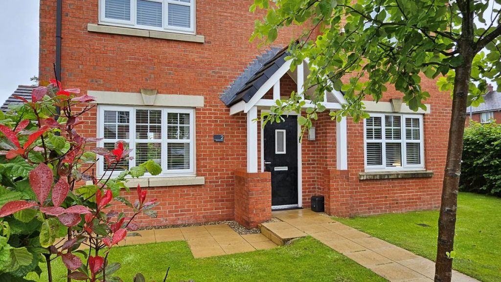 Property photo 2 of 41 2
