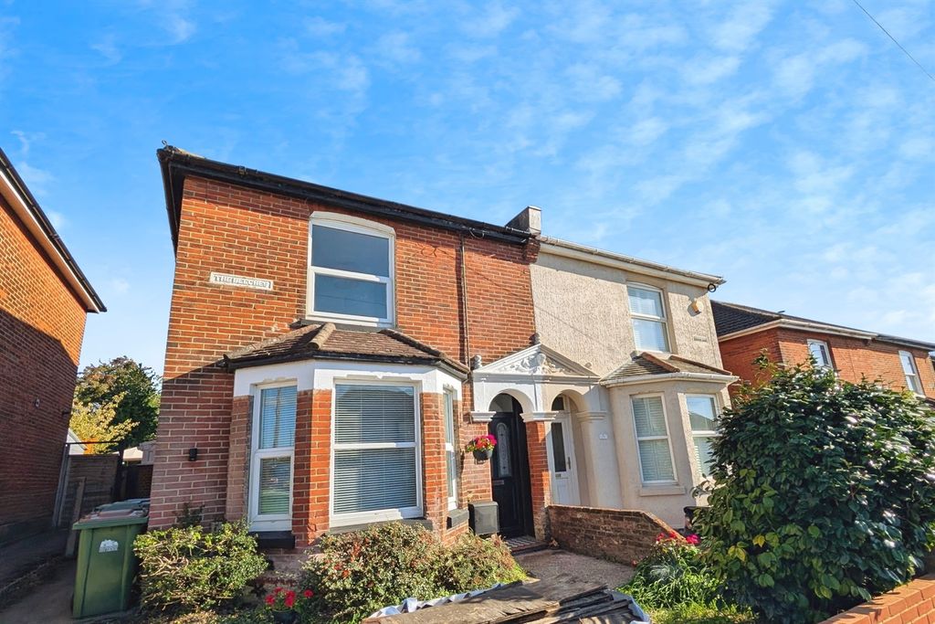 Property photo 1 of 19 (Main)