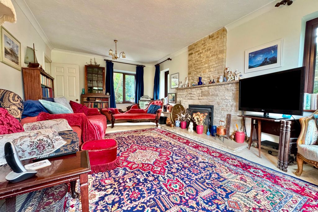 Property photo 3 of 12 Living Room