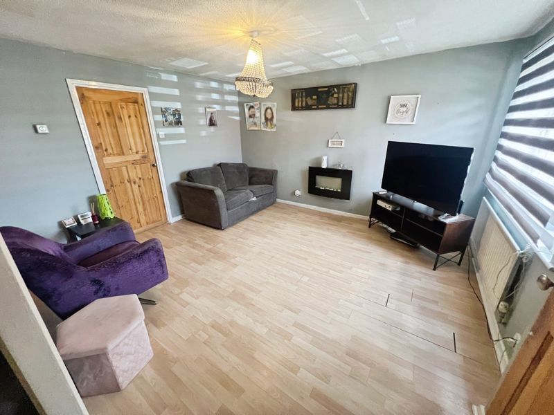 Property photo 2 of 13 Lounge