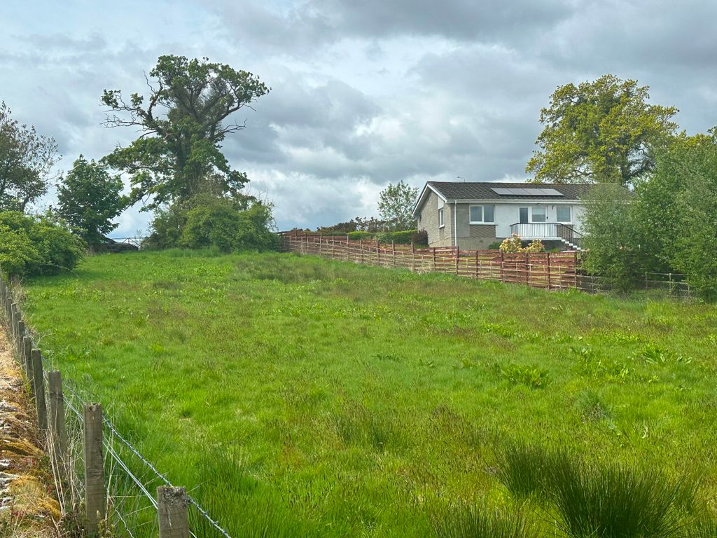 Property photo 2 of 5