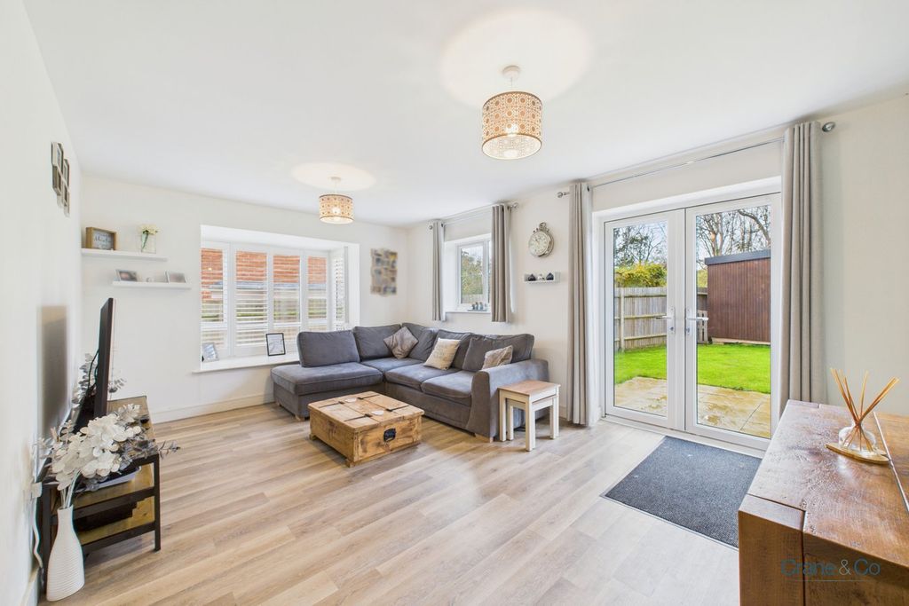 Property photo 1 of 23