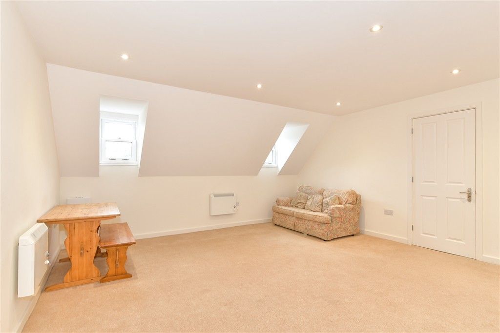 Property photo 3 of 7 Lounge/Kitchen/Diner