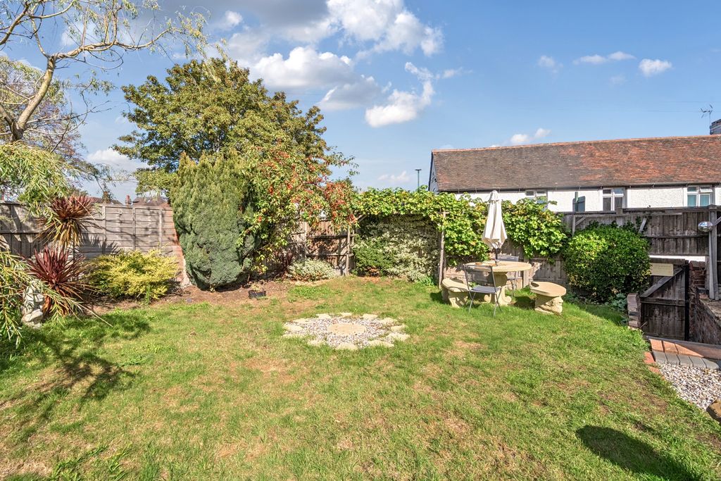 Property photo 2 of 14 1356501-2-68d14c094F8ee