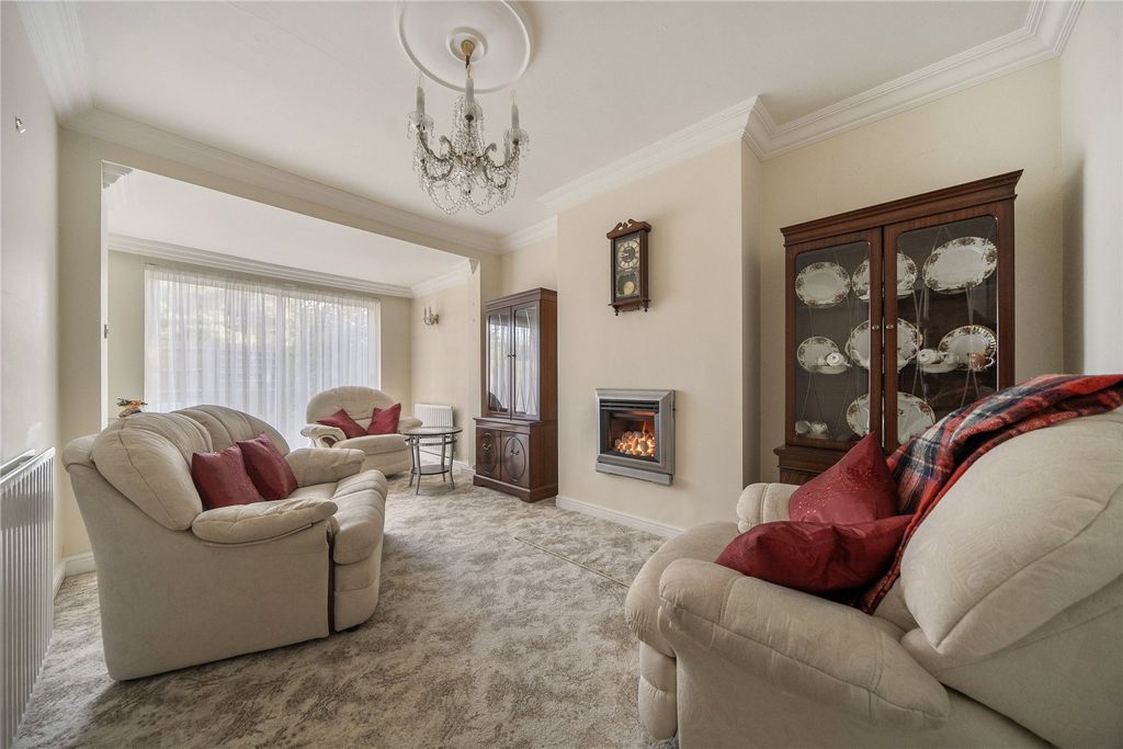 Property photo 2 of 31 Picture No. 24