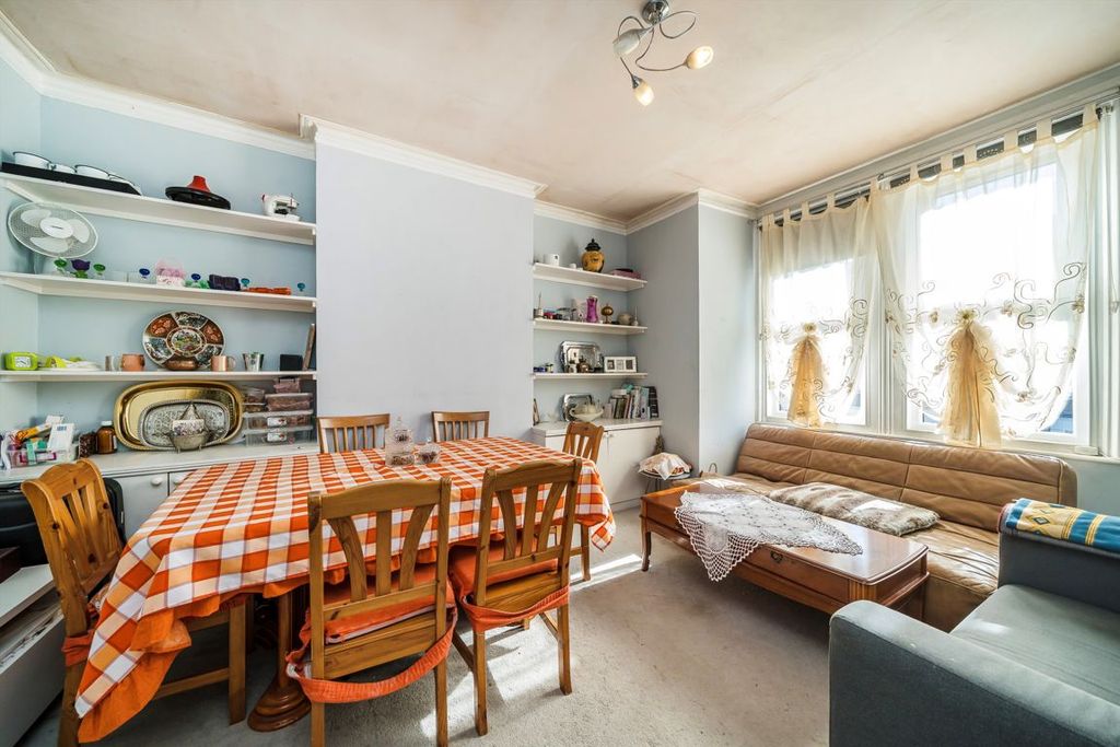 Property photo 3 of 3