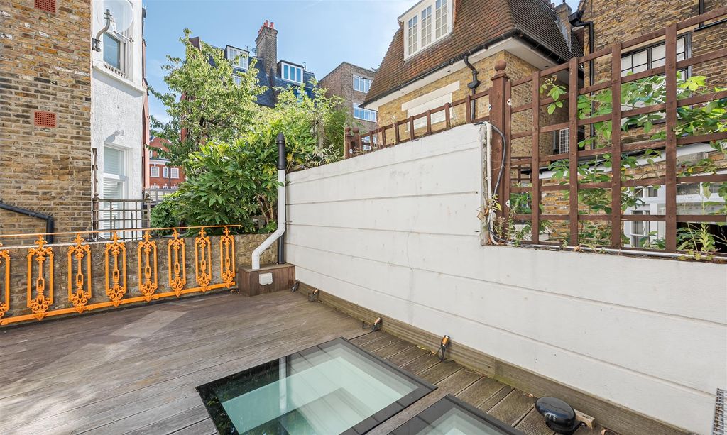 Property photo 3 of 12 Draycott Avenue 2_19-2.Jpg