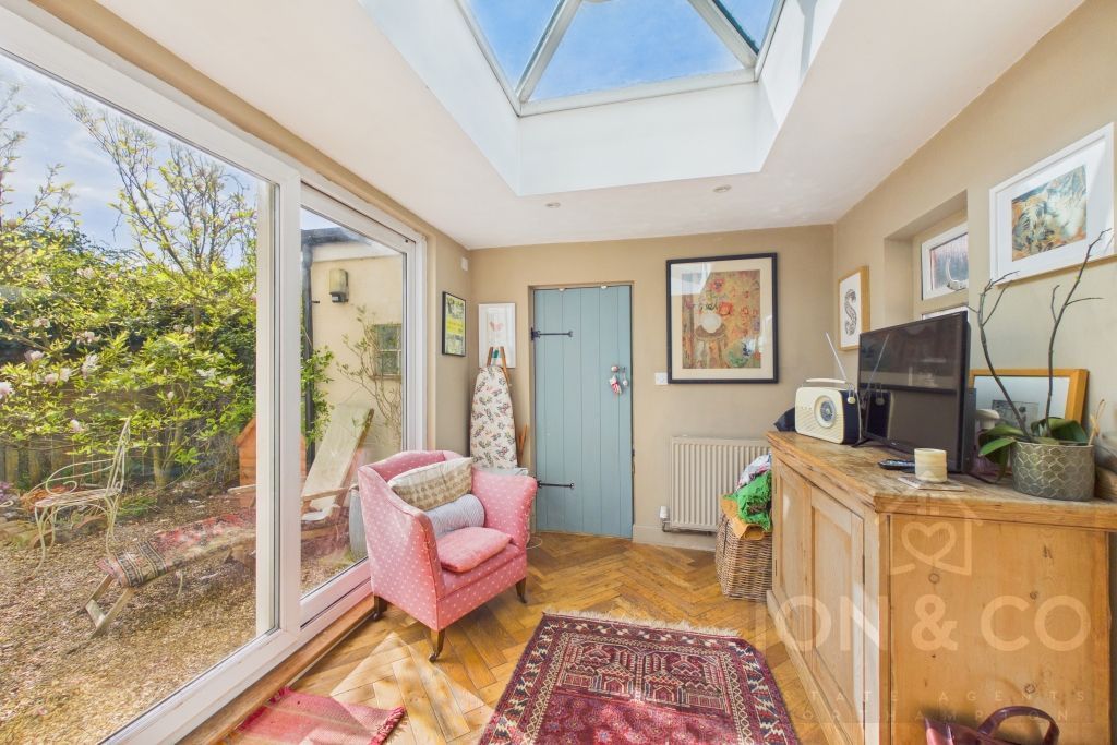 Property photo 3 of 20