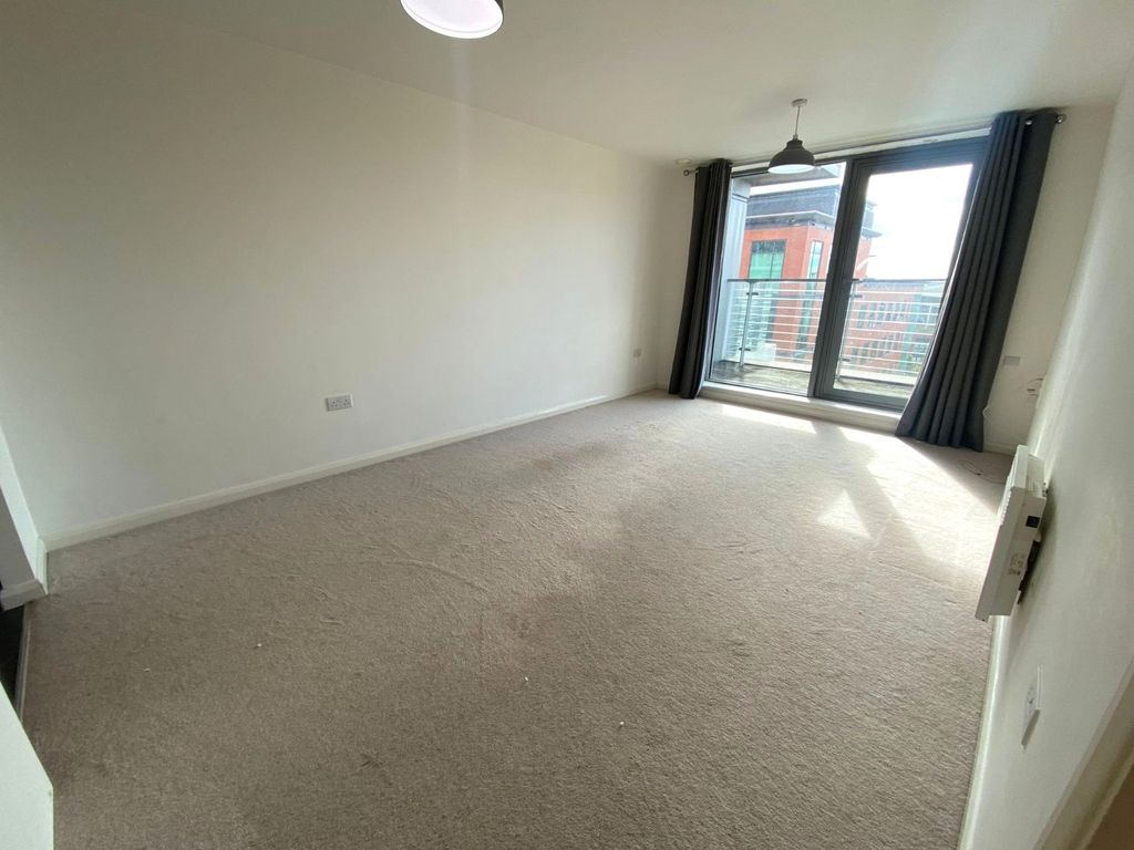 Property photo 3 of 7 Picture No. 23
