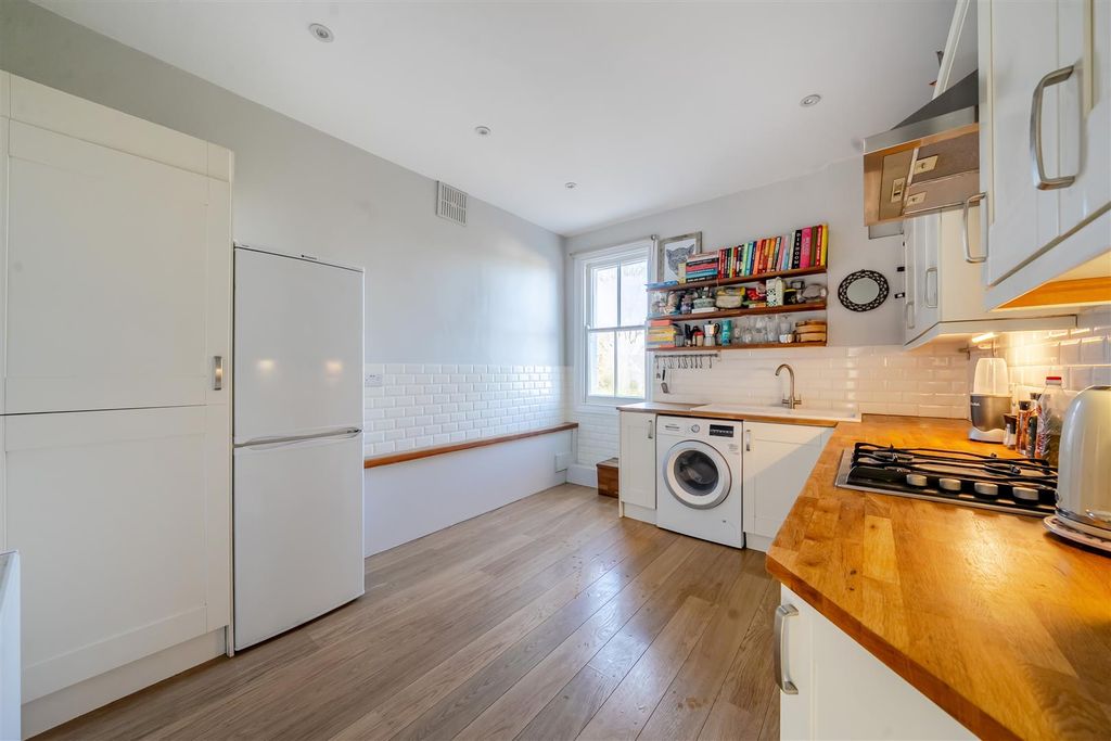 Property photo 3 of 16 1406719-24-69833d4d338ee.Jpg