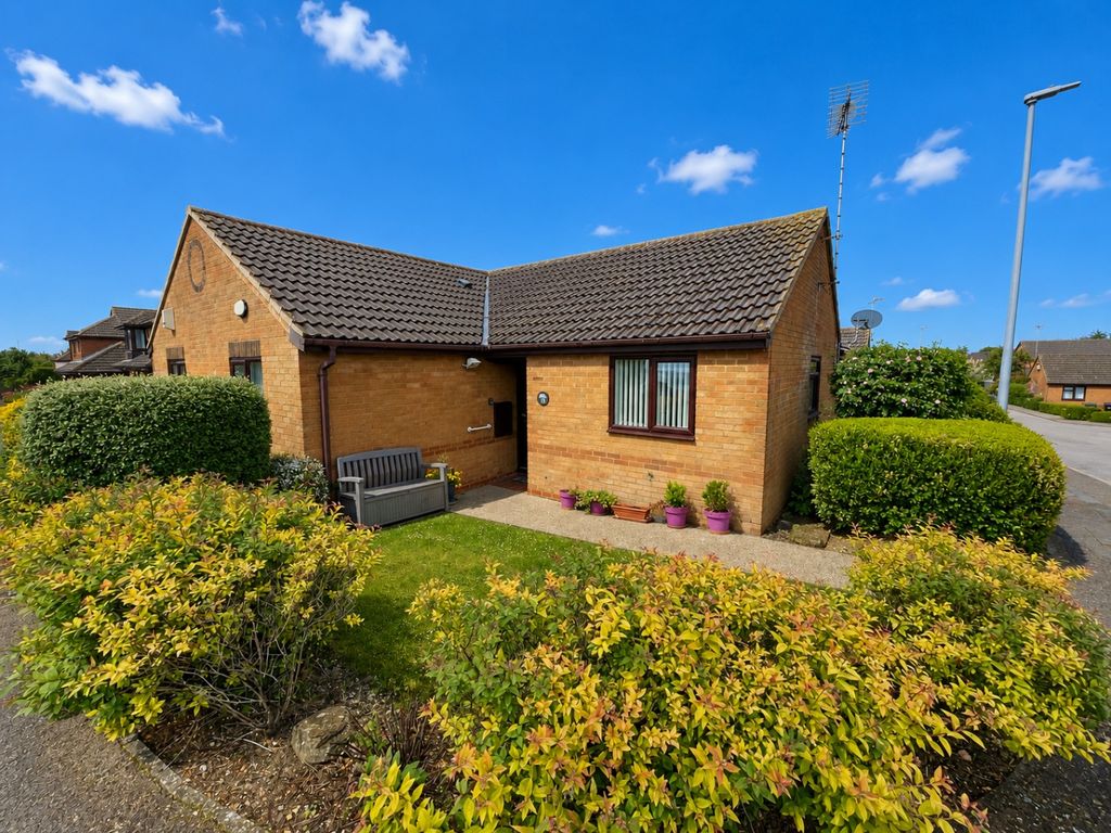 Property photo 1 of 8 5155200