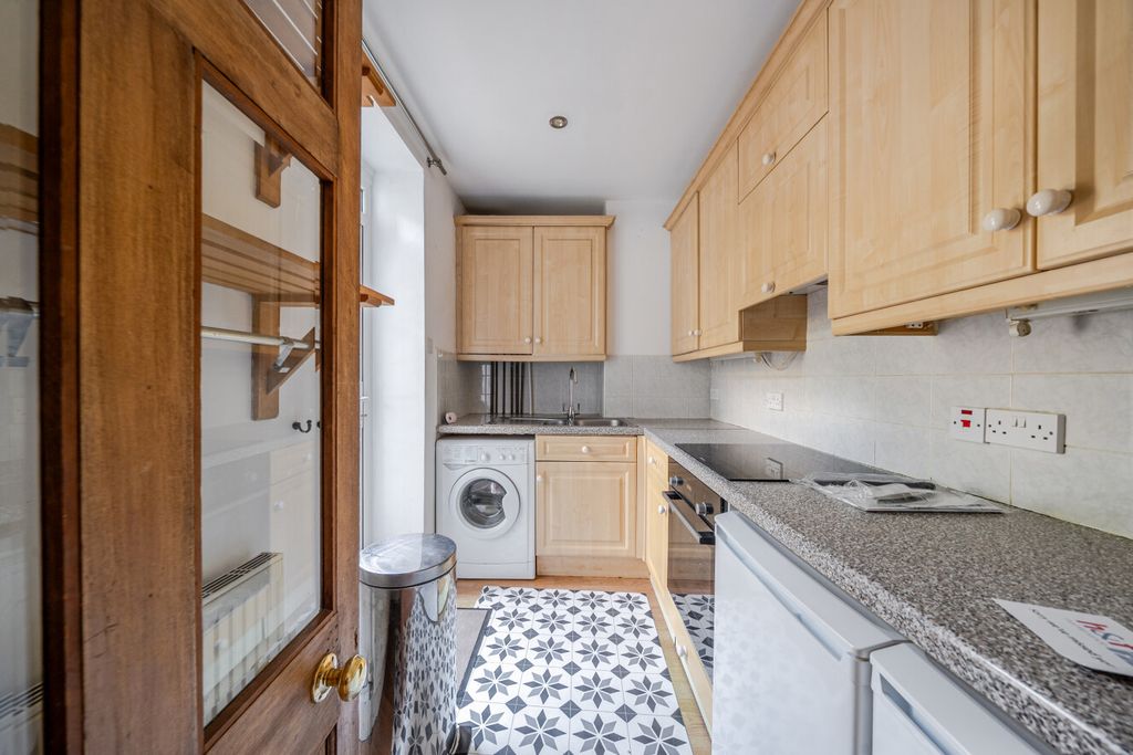 Property photo 3 of 9 1473520-7-6A29A33...
