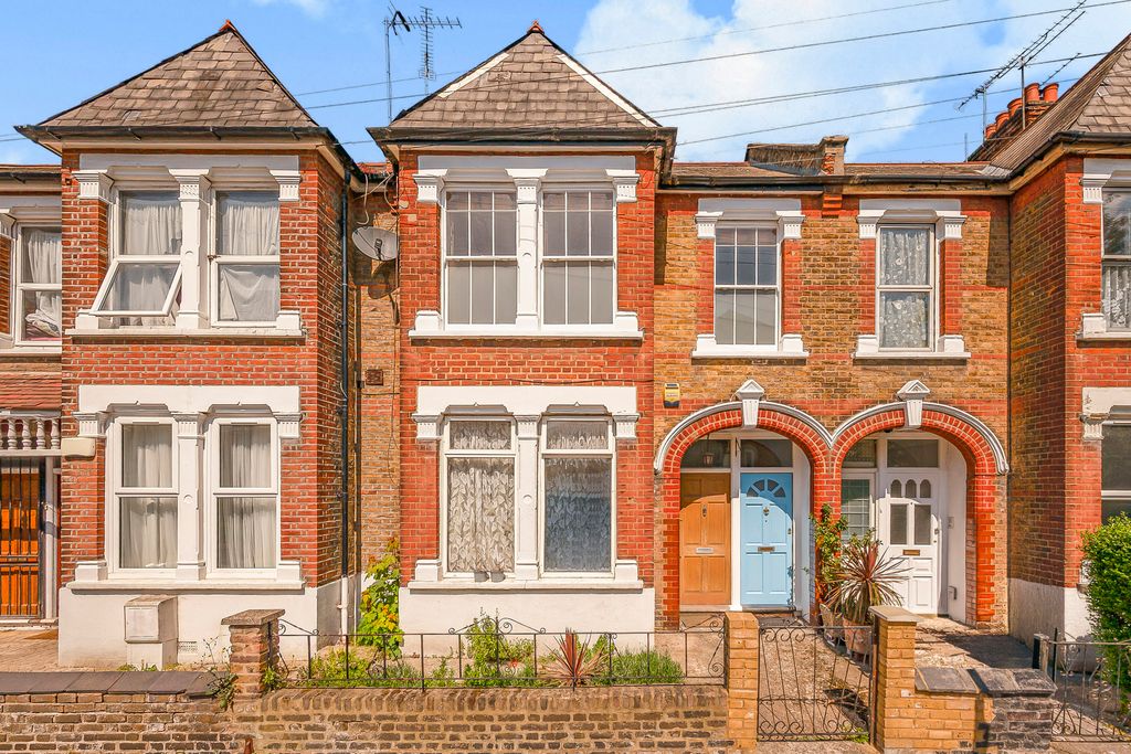 Property photo 1 of 10