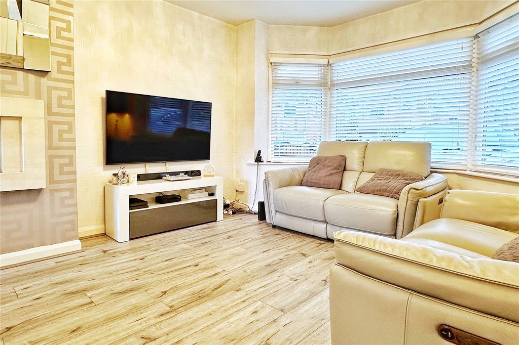 Property photo 2 of 20 Living Room