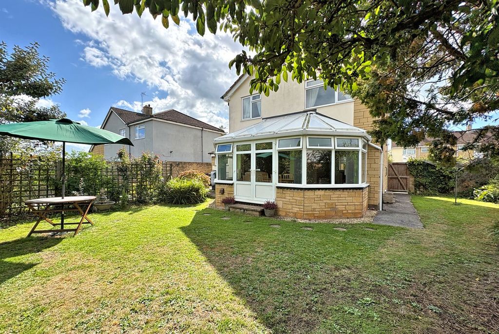 Property photo 3 of 21