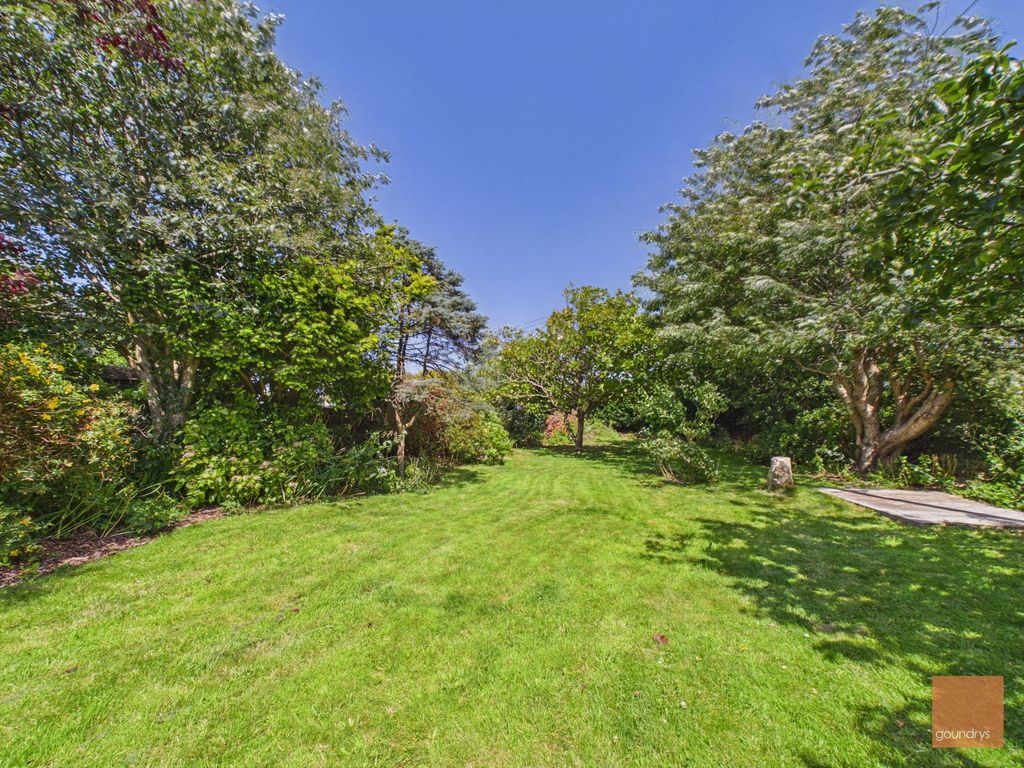 Property photo 3 of 30