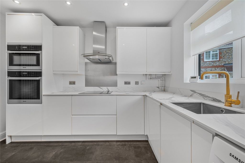 Property photo 3 of 19 Picture No. 19