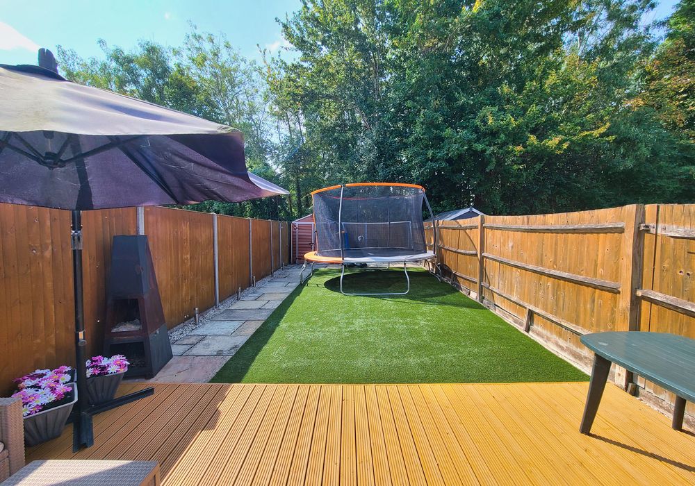 Property photo 2 of 17