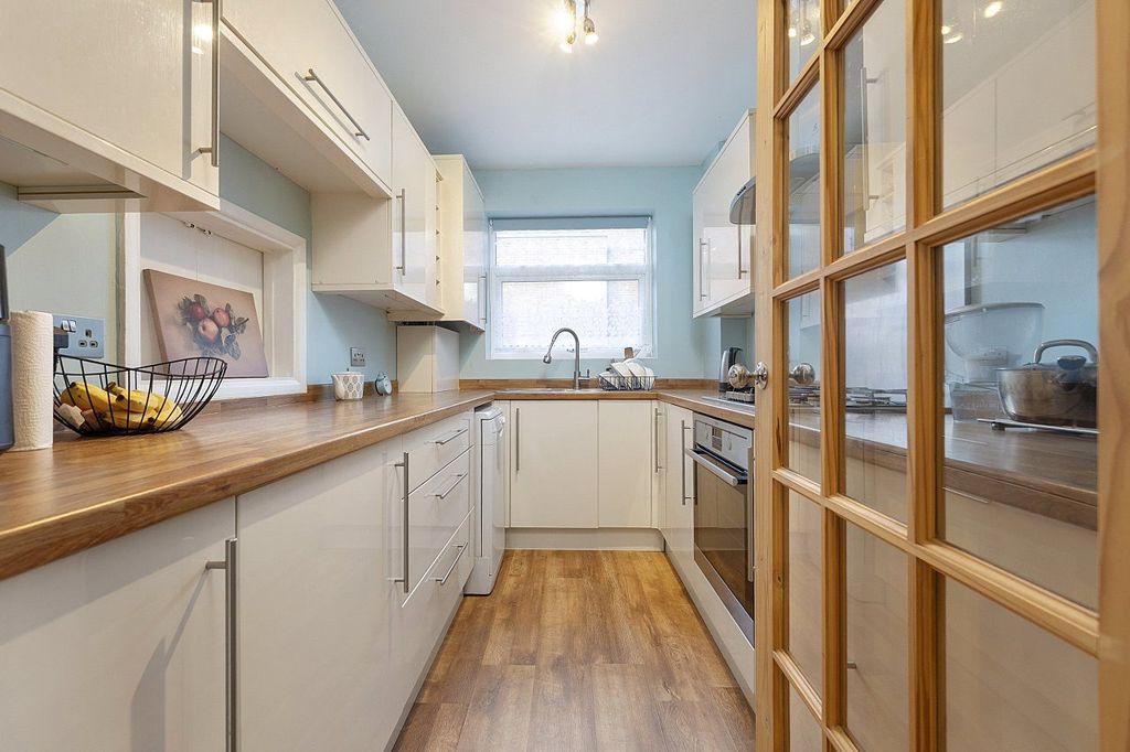 Property photo 3 of 16 Picture No. 07