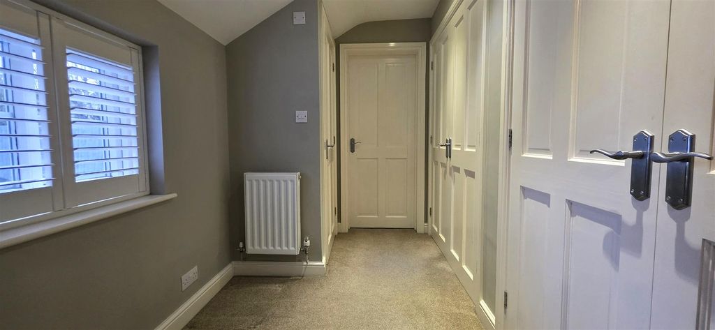 Additional image 10 of 4 bed property to rentVictoria Road, Kington HR5