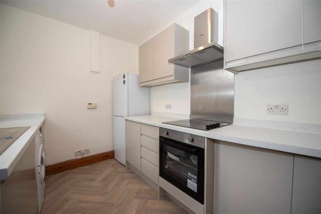 Property photo 3 of 12 Dsc_8405.Jpg