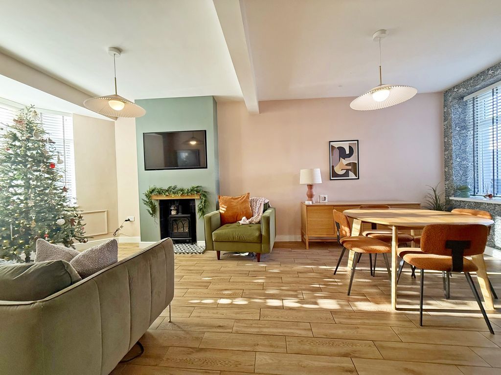 Property photo 1 of 30 Main Image