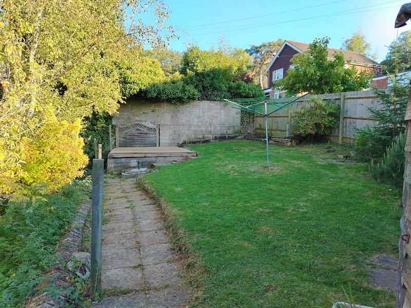Property photo 2 of 11 Garden