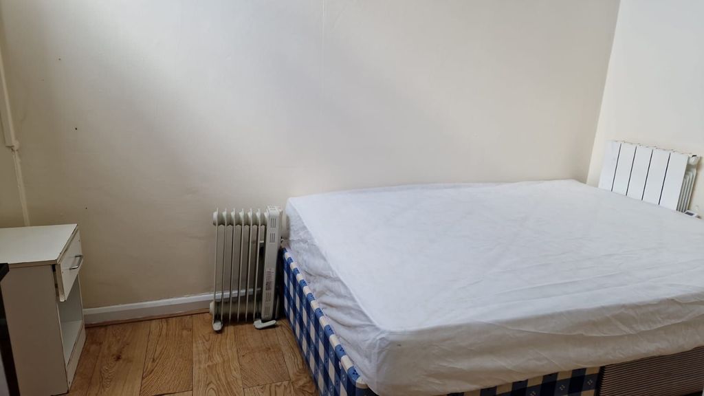 Property photo 1 of 4