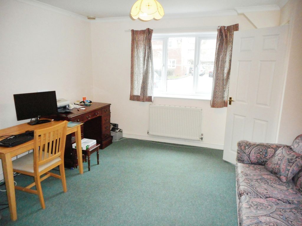 Property photo 3 of 7 d8Aba439-Dscn2399