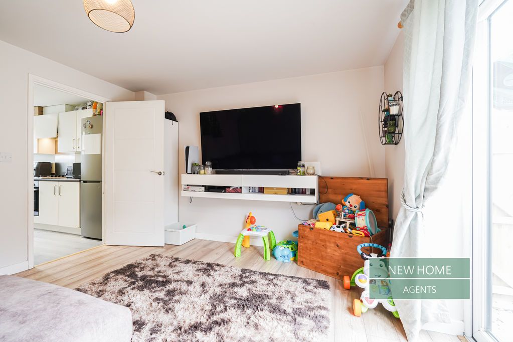 Property photo 3 of 17 Photo 7