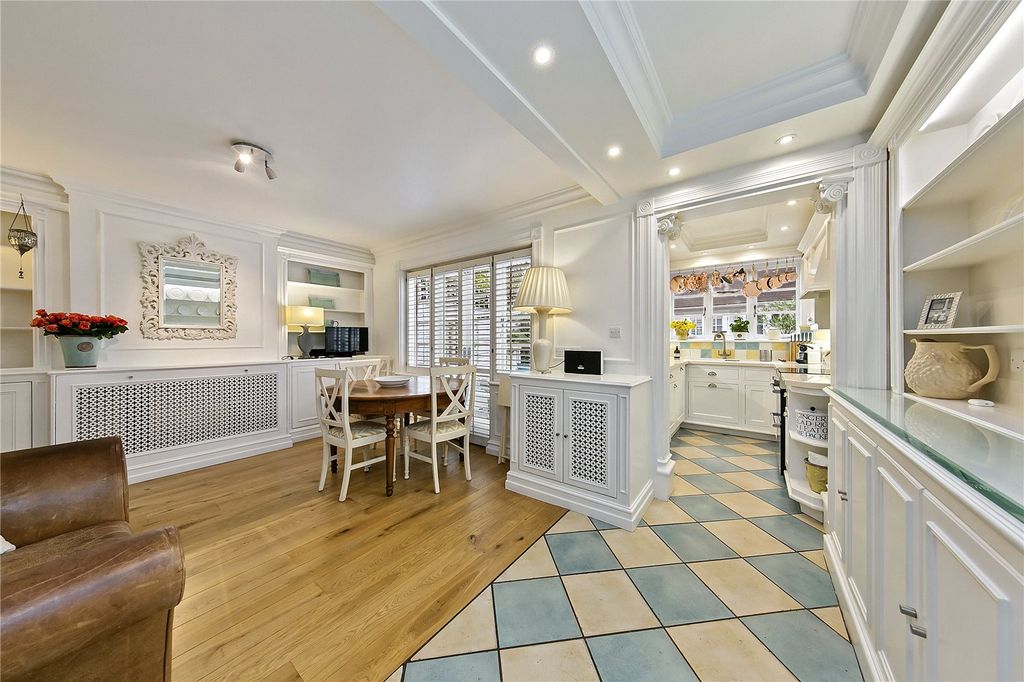 Property photo 3 of 22 Picture No. 14